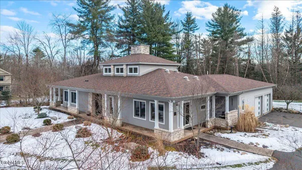 $849,000 | 7 Legends Way, Clifton Park, NY 12019