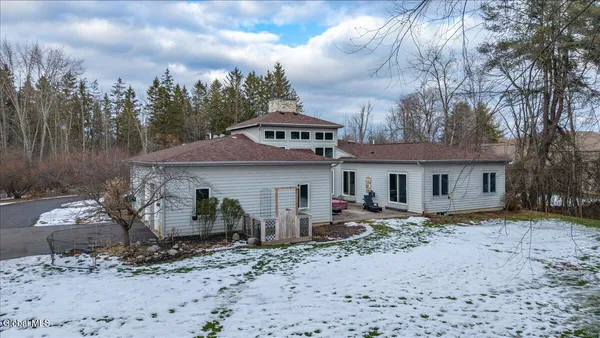 $849,000 | 7 Legends Way, Clifton Park, NY 12019