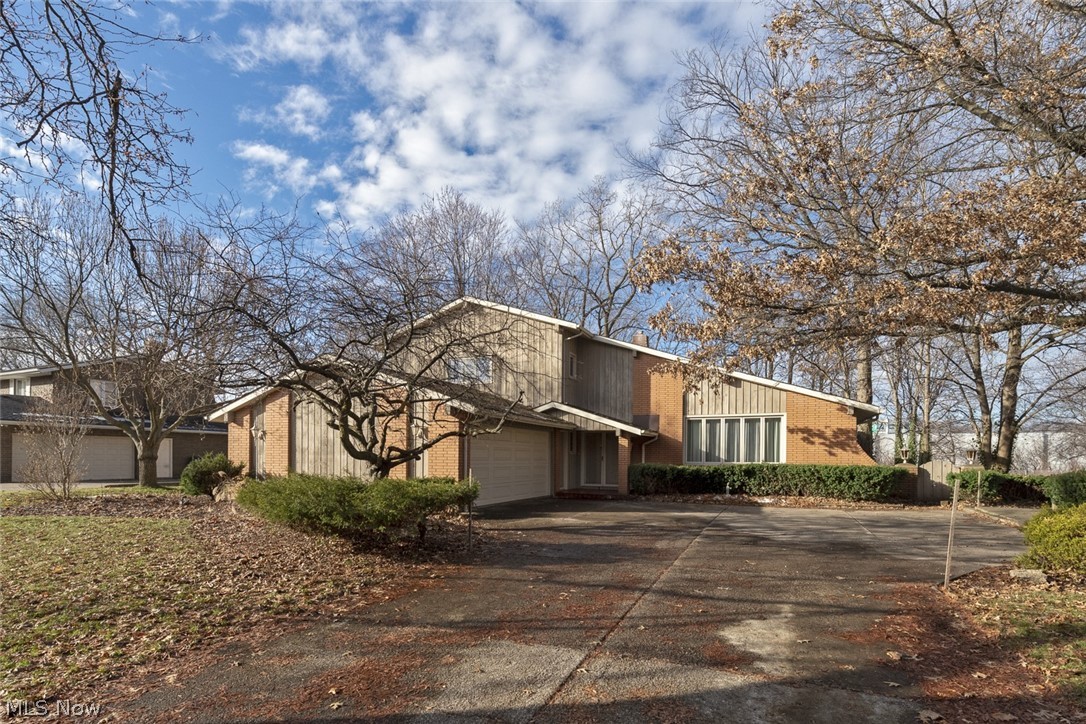 918 Beechers Brook Road Cleveland, OH 44143 - Photo 1 of 28 Gallery Image 1
