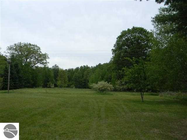 2646 East Rose City Road Lupton, MI 48635 - Photo 19 of 22 1747053-18.JPG