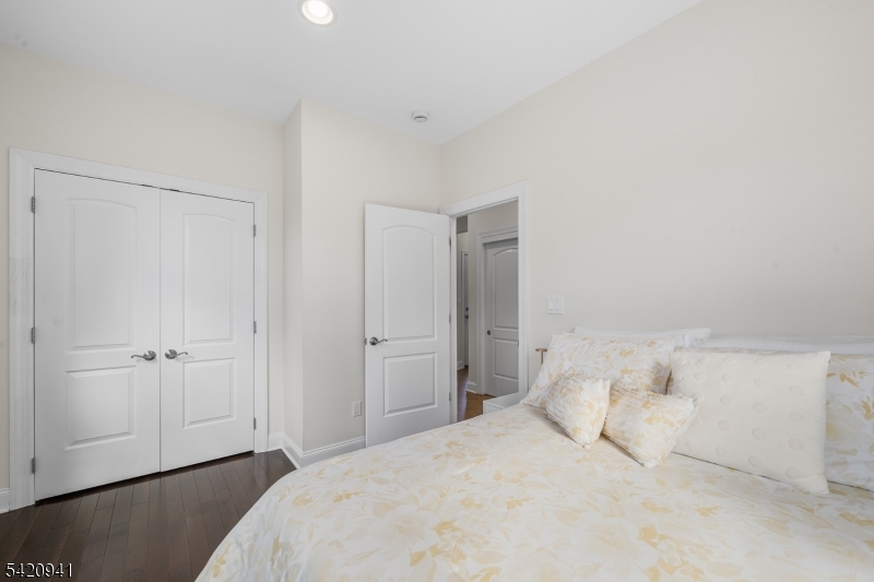 23 George Road Emerson, NJ 07630 - Photo 17 of 47