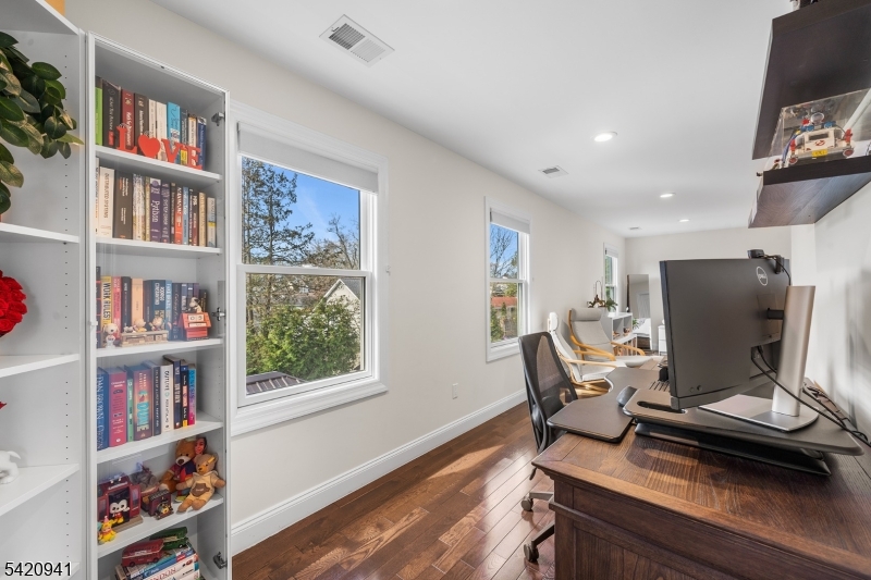 23 George Road Emerson, NJ 07630 - Photo 25 of 47