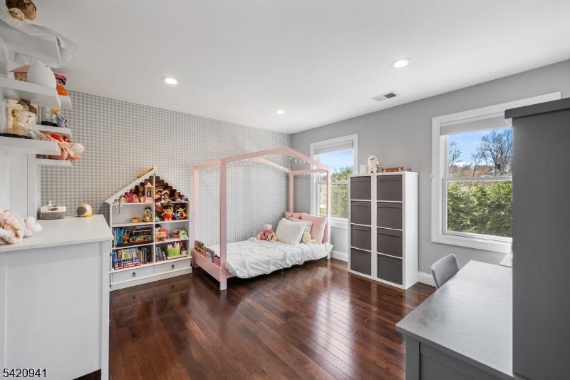 23 George Road Emerson, NJ 07630 - Photo 32 of 47