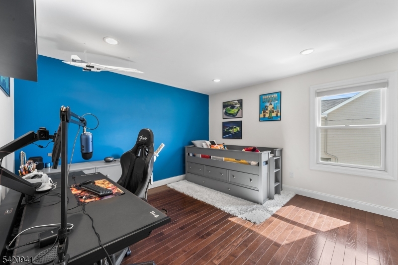 23 George Road Emerson, NJ 07630 - Photo 34 of 47