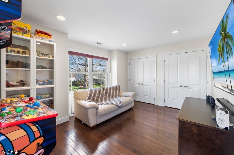 23 George Road Emerson, NJ 07630 - Photo 36 of 47