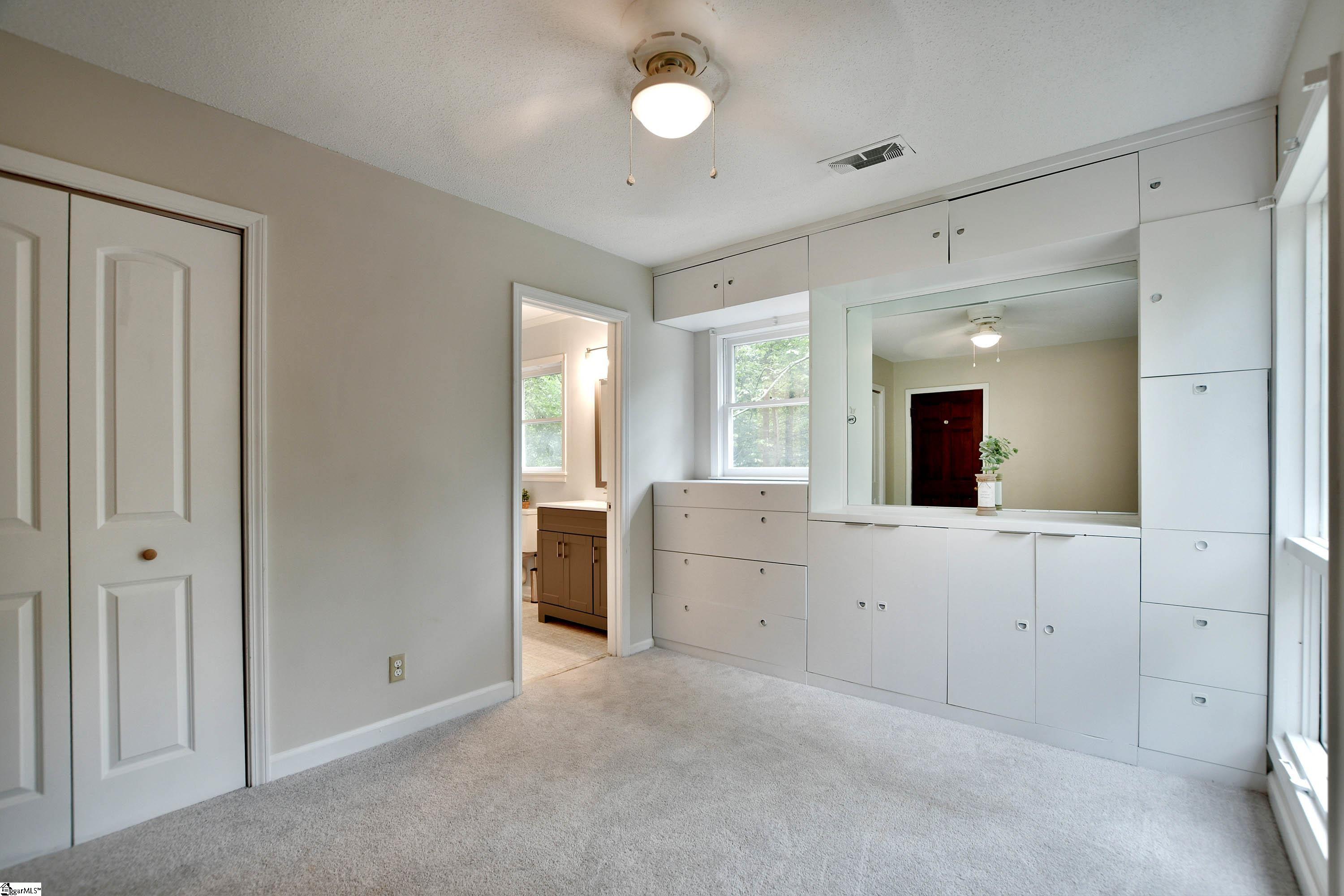 390 Shelton Road Travelers Rest, SC 29690 - Photo 25 of 36
