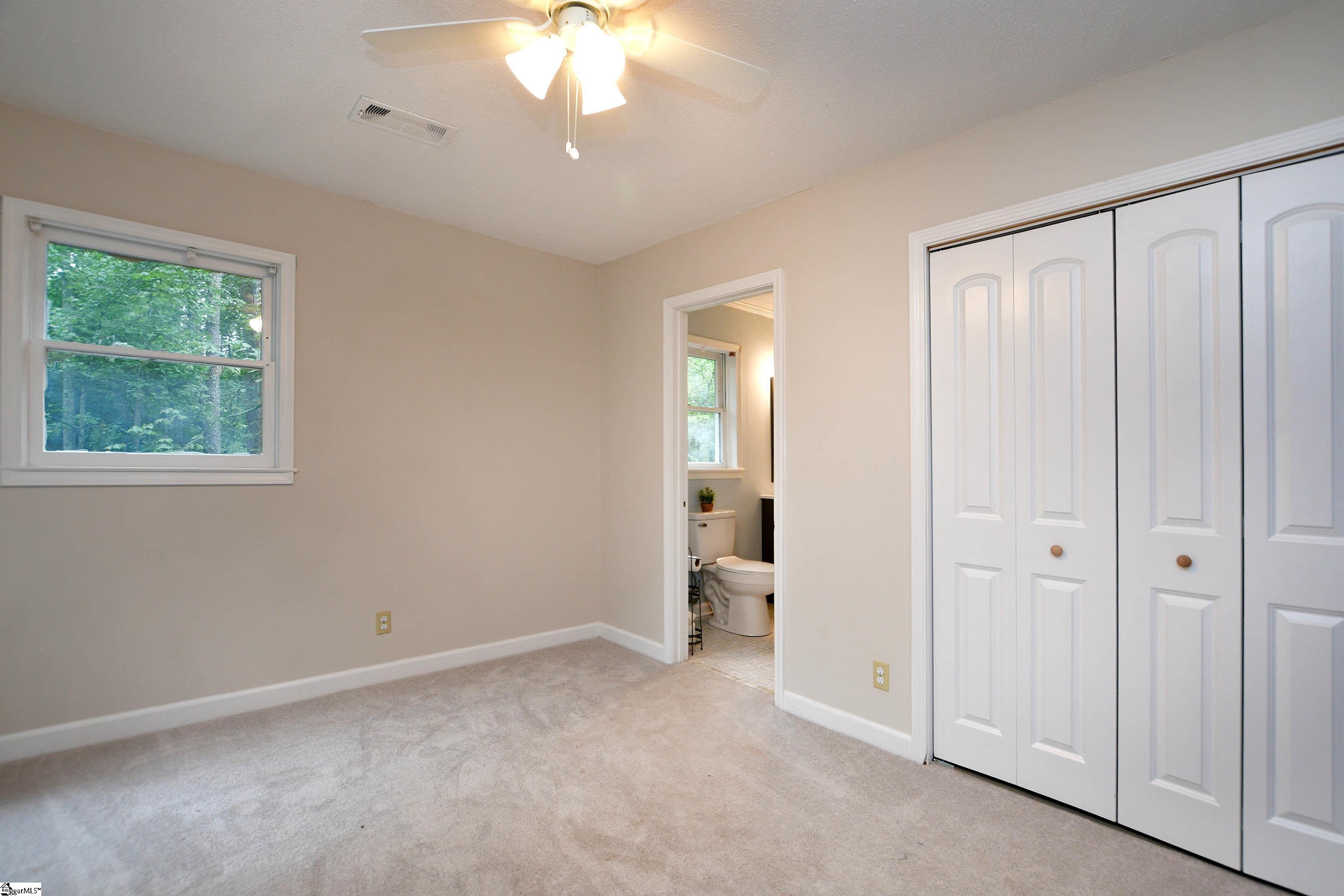 390 Shelton Road Travelers Rest, SC 29690 - Photo 27 of 36