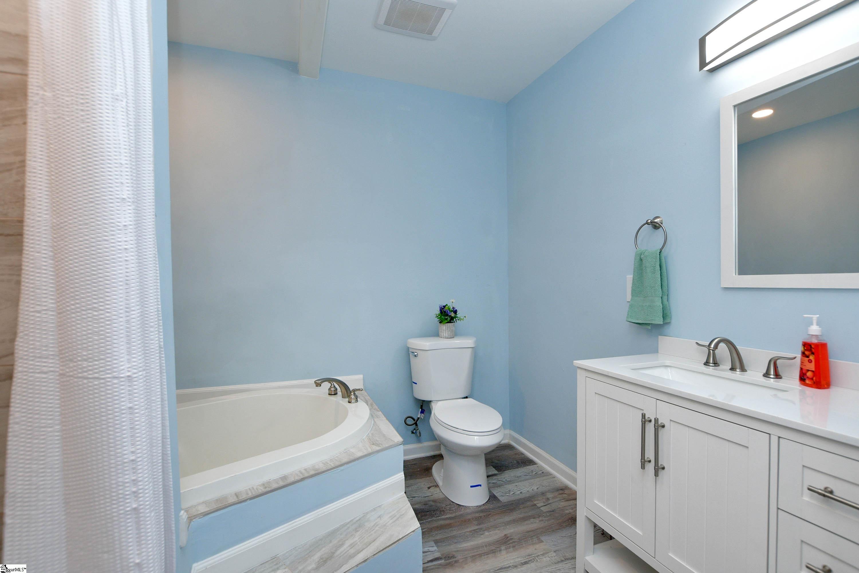 390 Shelton Road Travelers Rest, SC 29690 - Photo 32 of 36