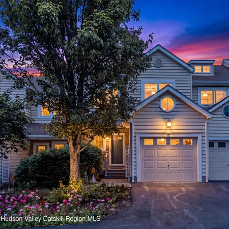 $549,000 | 64 Hudson View Terrace, Hyde Park, NY 12538