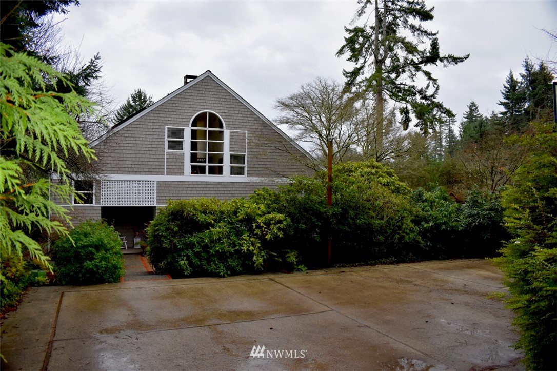 10084 Northeast Knight Road Bainbridge Island, WA 98110 - Photo 1 of 1 Gallery Image 1