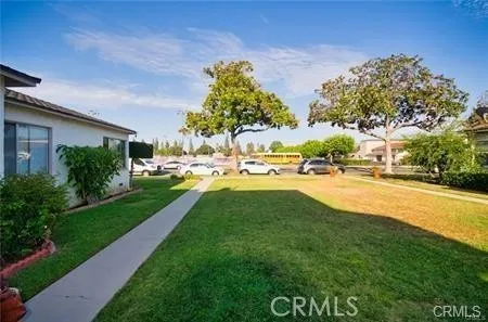 $2,000 | 4747 Clark Avenue, Long Beach, CA 90808