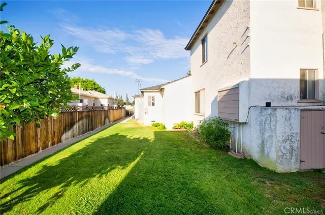 $2,000 | 4747 Clark Avenue, Long Beach, CA 90808