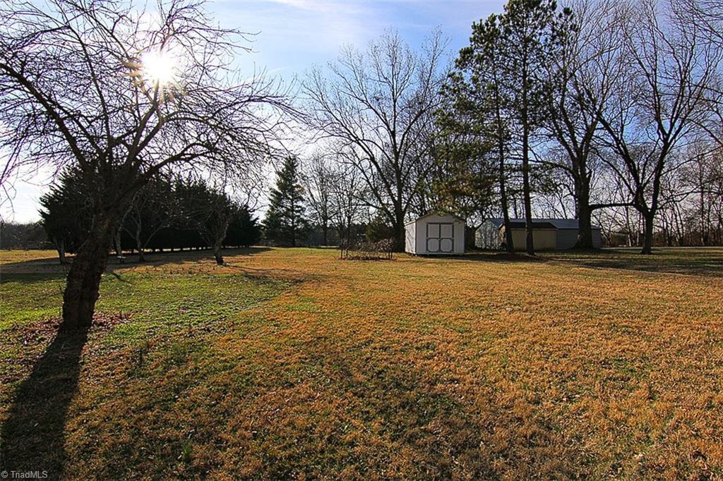 1817 Farmington Road Mocksville, NC 27028 - Photo 3 of 27 Gallery Image 3