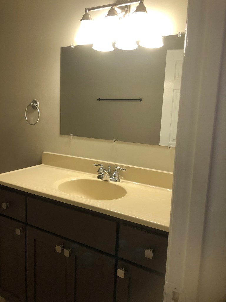 161 East Armuchee Road LaFayette, GA 30728 - Photo 15 of 20 a bathroom with a sink and a mirror