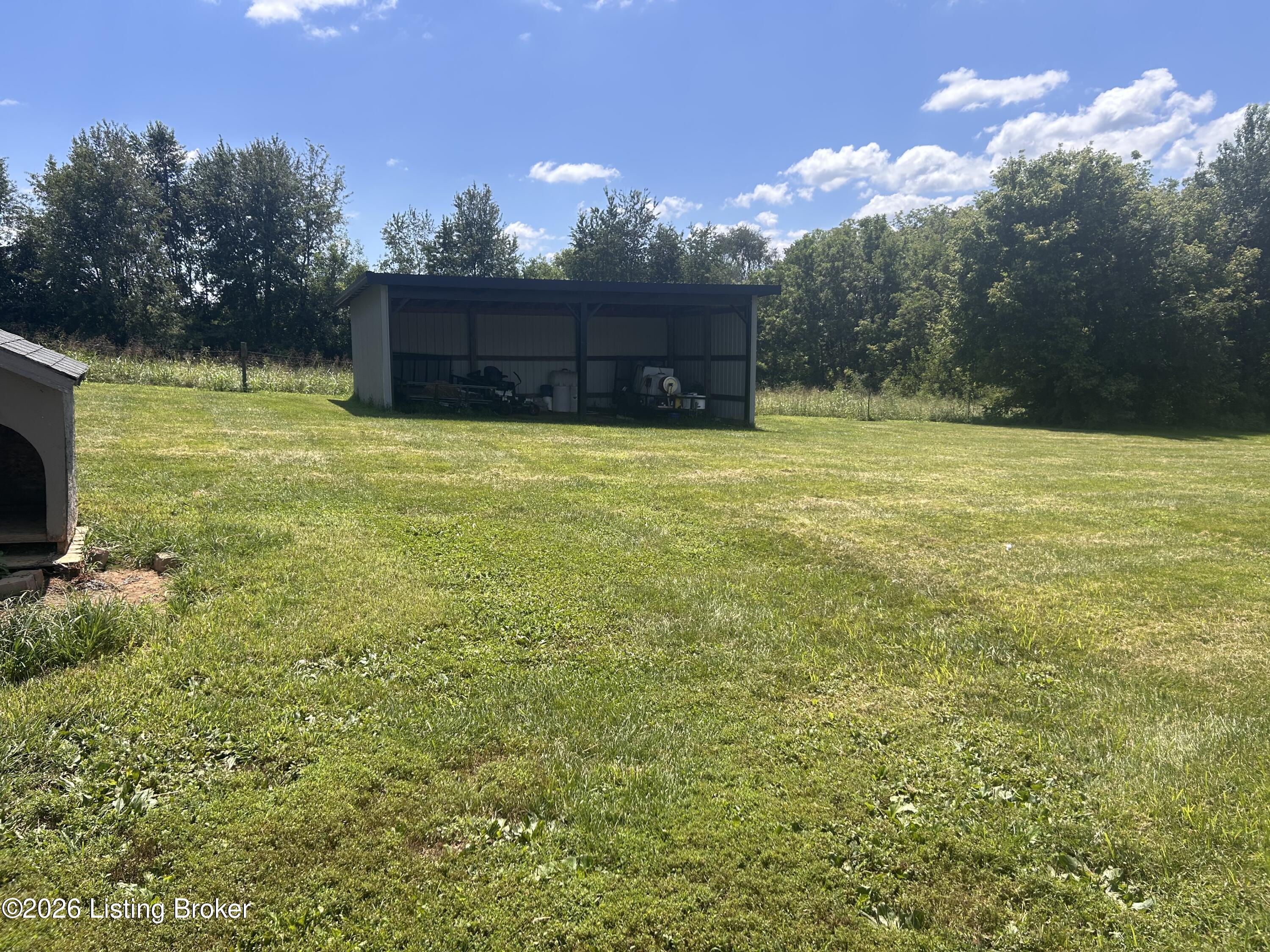 174 Blake Way Lebanon, KY 40033 - Photo 3 of 20 Large open bay shed. Also an 8x10 storage shed.