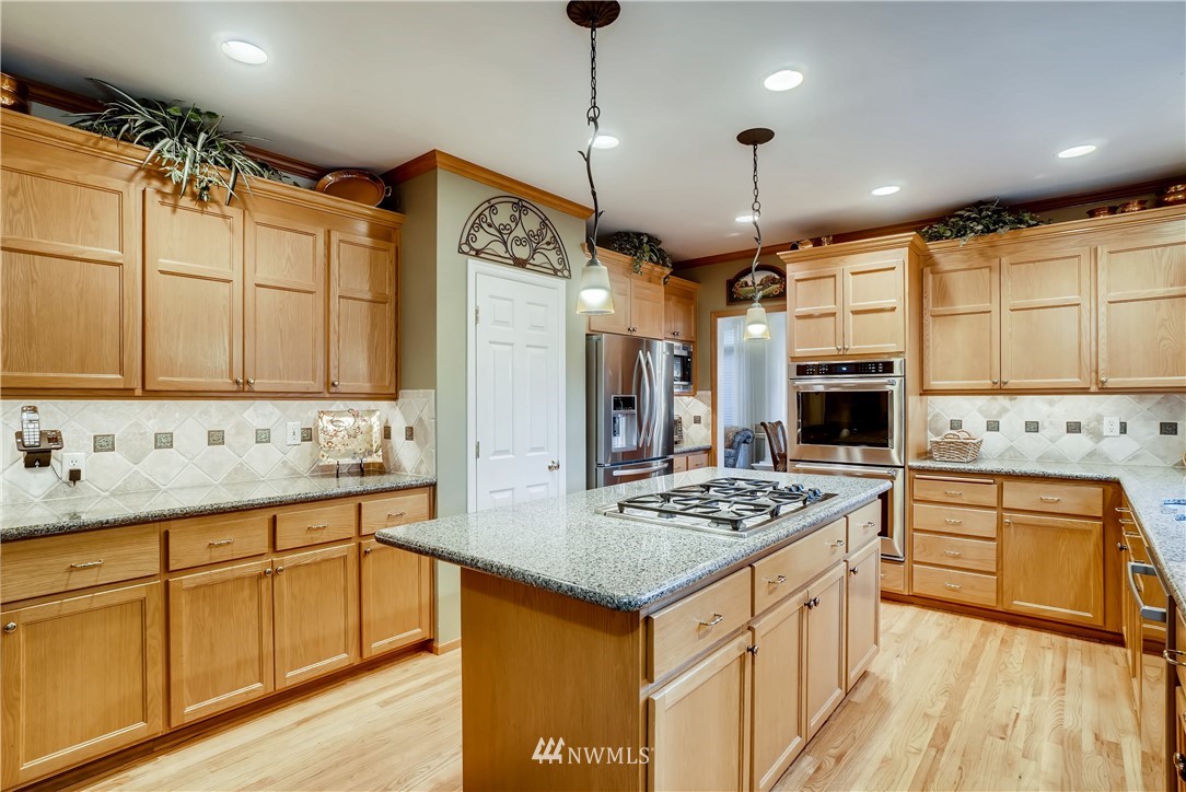 2920 213th Street Southeast Bothell, WA 98021 - Photo 10 of 25