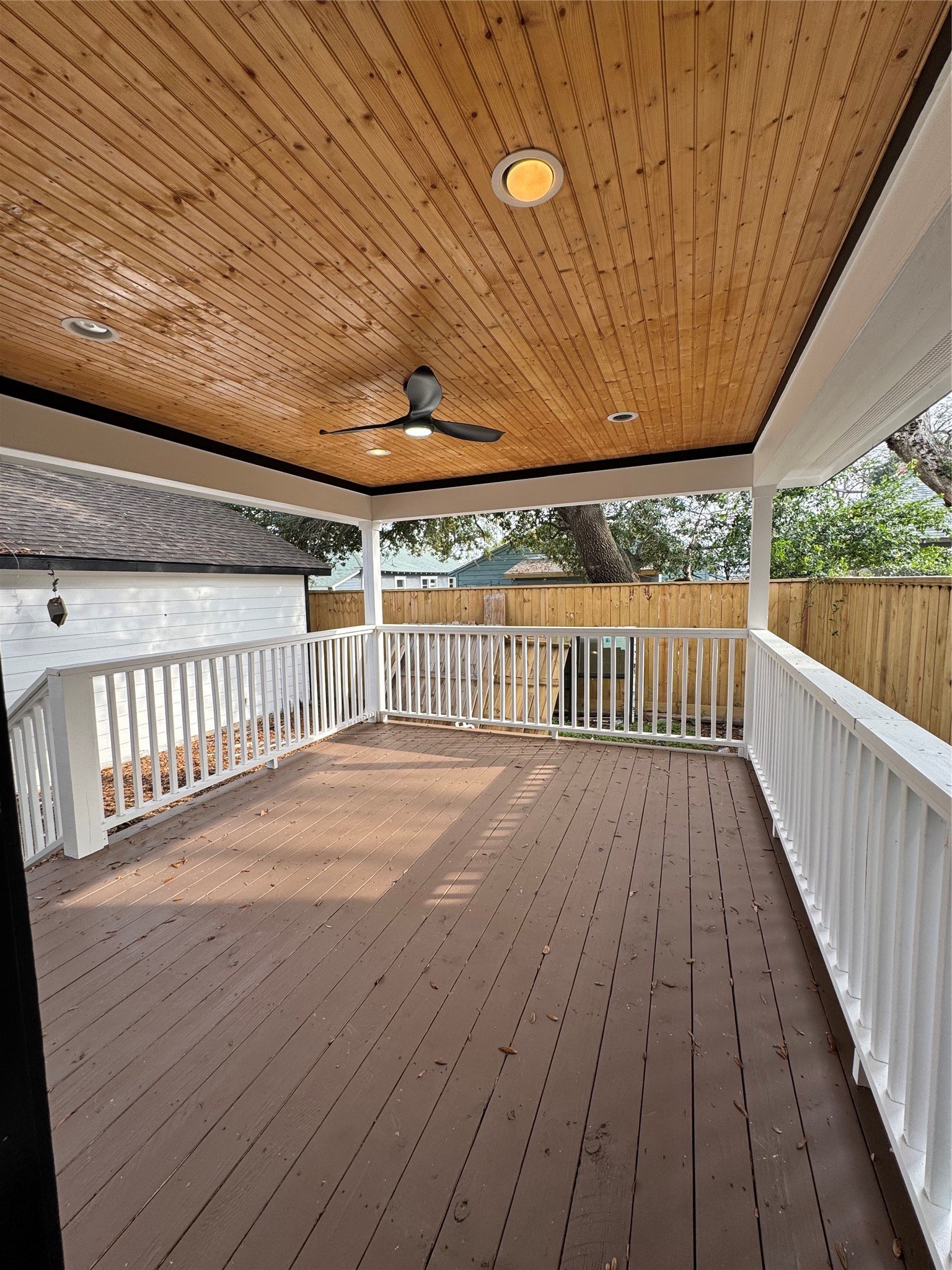 923 Adele Street Houston, TX 77009 - Photo 25 of 26