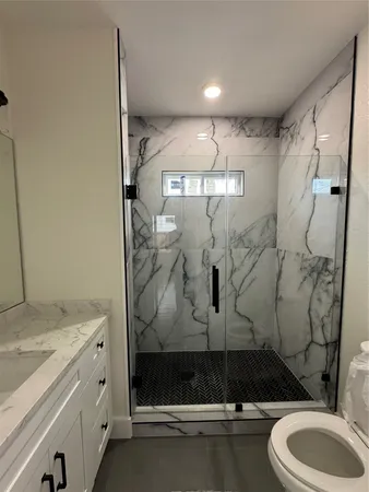 $2,999 | 923 Adele Street, Houston, TX 77009