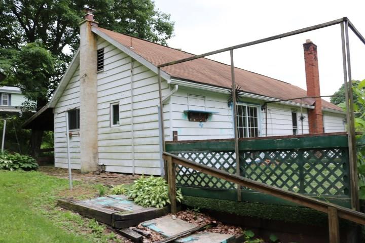 107 McGrogan Ruffs Dale, PA 15679 - Photo 3 of 12