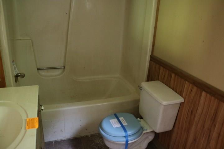 107 McGrogan Ruffs Dale, PA 15679 - Photo 8 of 12
