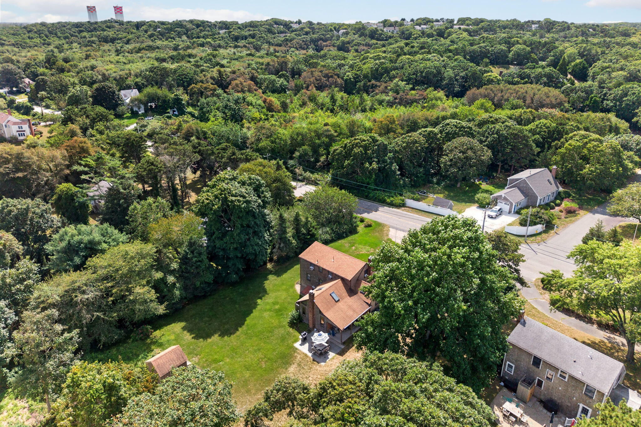 700 Crowell Road North Chatham, MA 02650 - Photo 4 of 35 18-DJI_20260903013927_0640_D
