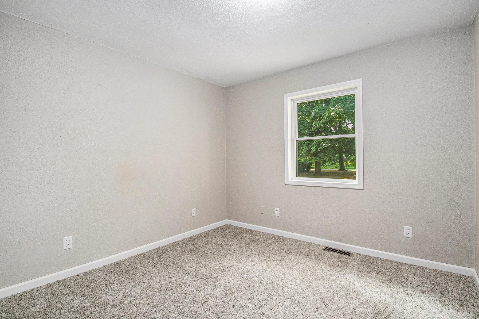 10221 Henry Road Osceola, IN 46561 - Photo 13 of 27 Gallery Image 13