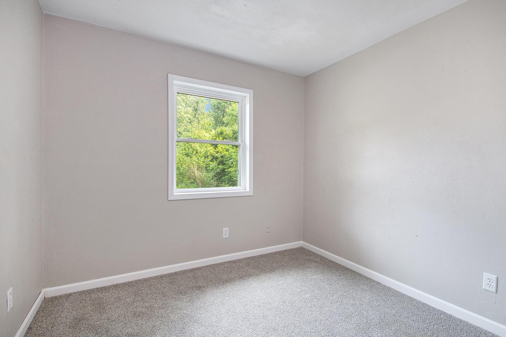10221 Henry Road Osceola, IN 46561 - Photo 15 of 27 Gallery Image 15