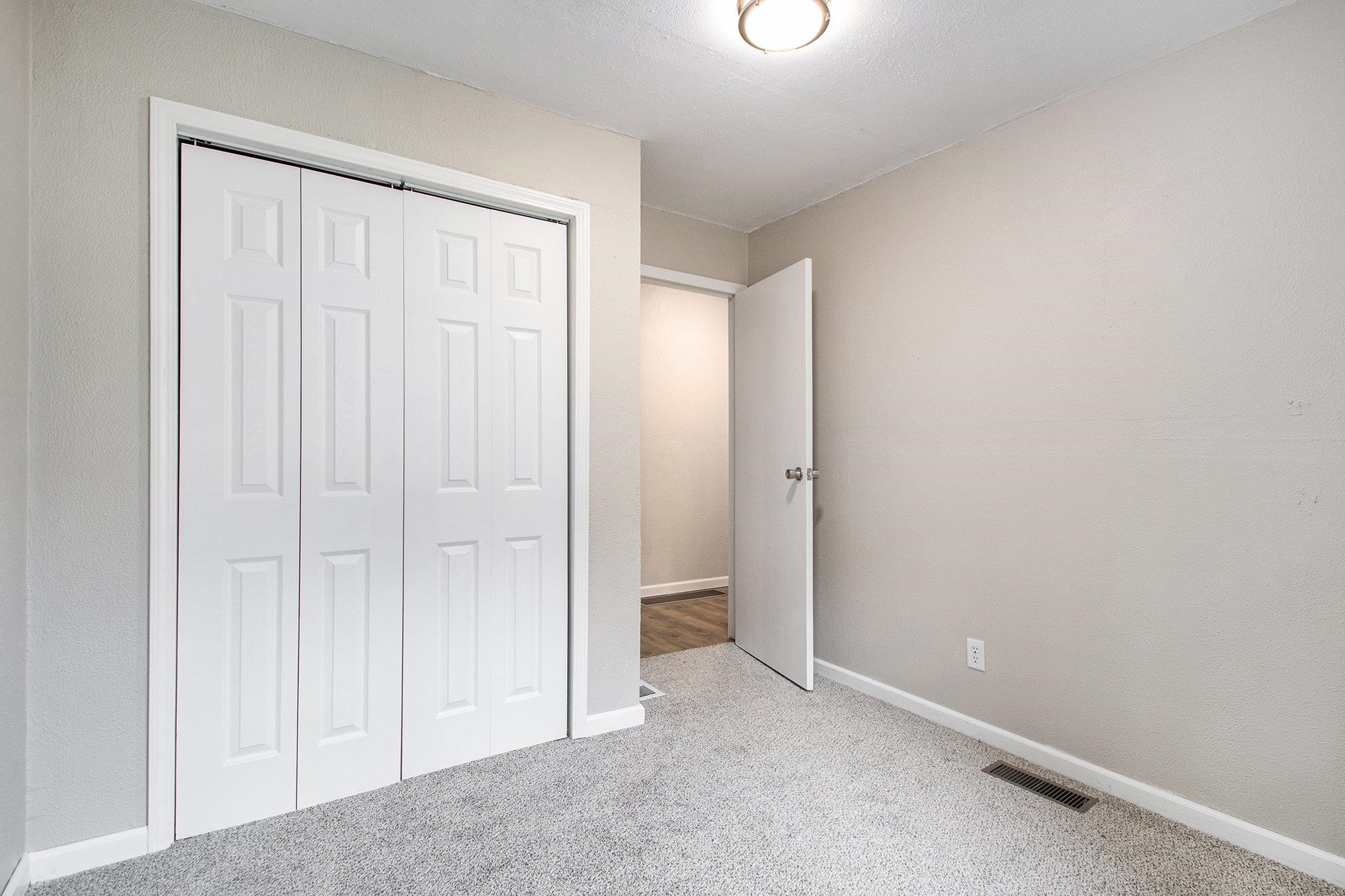 10221 Henry Road Osceola, IN 46561 - Photo 16 of 27 Gallery Image 16