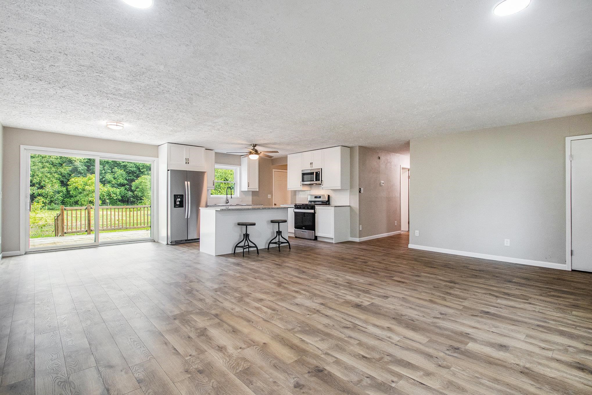 10221 Henry Road Osceola, IN 46561 - Photo 4 of 27 Gallery Image 4
