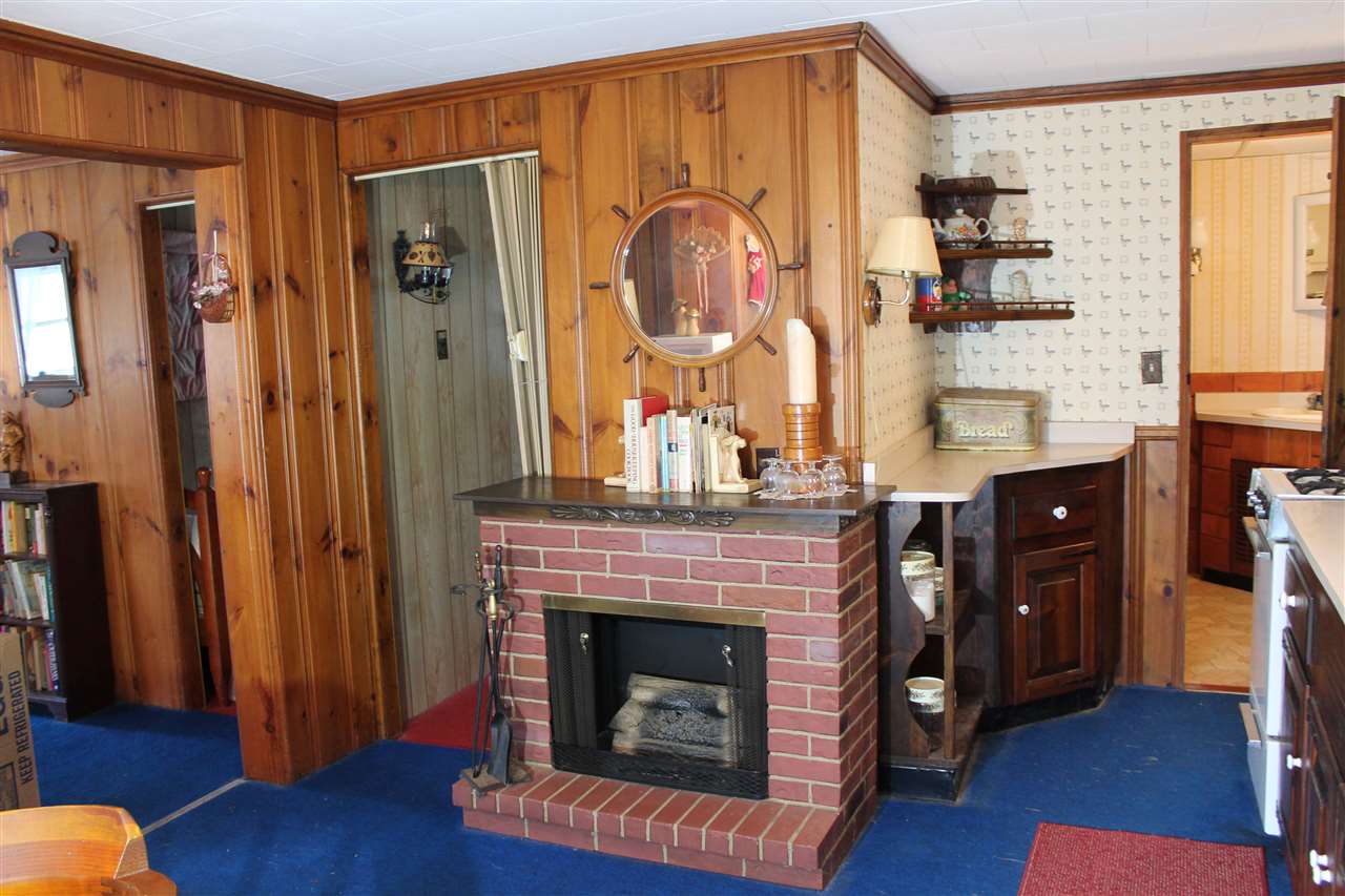 18 Woodlawn Road Raymond, NH 03077 - Photo 9 of 14 Gallery Image 9