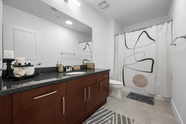 $4,000 | 300 South Australian Avenue, Unit 1619, West Palm Beach, FL 33401