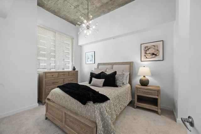 $4,000 | 300 South Australian Avenue, Unit 1619, West Palm Beach, FL 33401