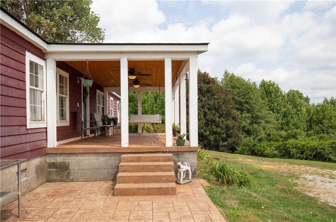 1244 Dr Johns Road Westminster, SC 29693 - Photo 7 of 36 Gallery Image 7