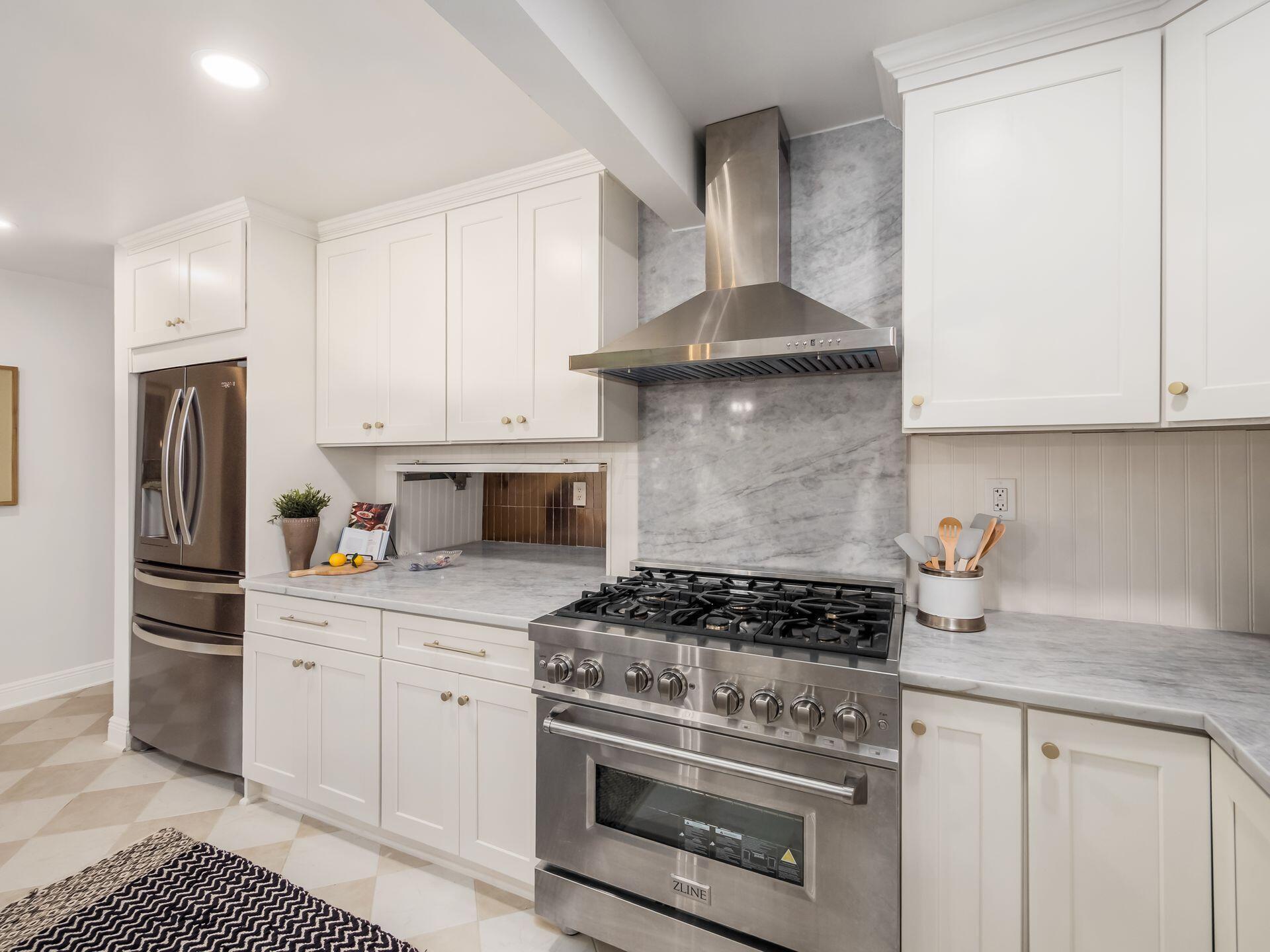 1490 Stratford Road Delaware, OH 43015 - Photo 22 of 52 Kitchen