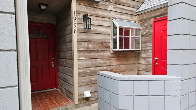 $1,500 | 1998 Nicklaus Drive, Tallahassee, FL 32301