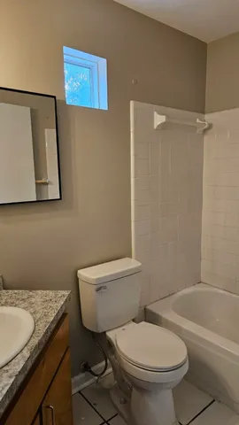 $1,500 | 1998 Nicklaus Drive, Tallahassee, FL 32301