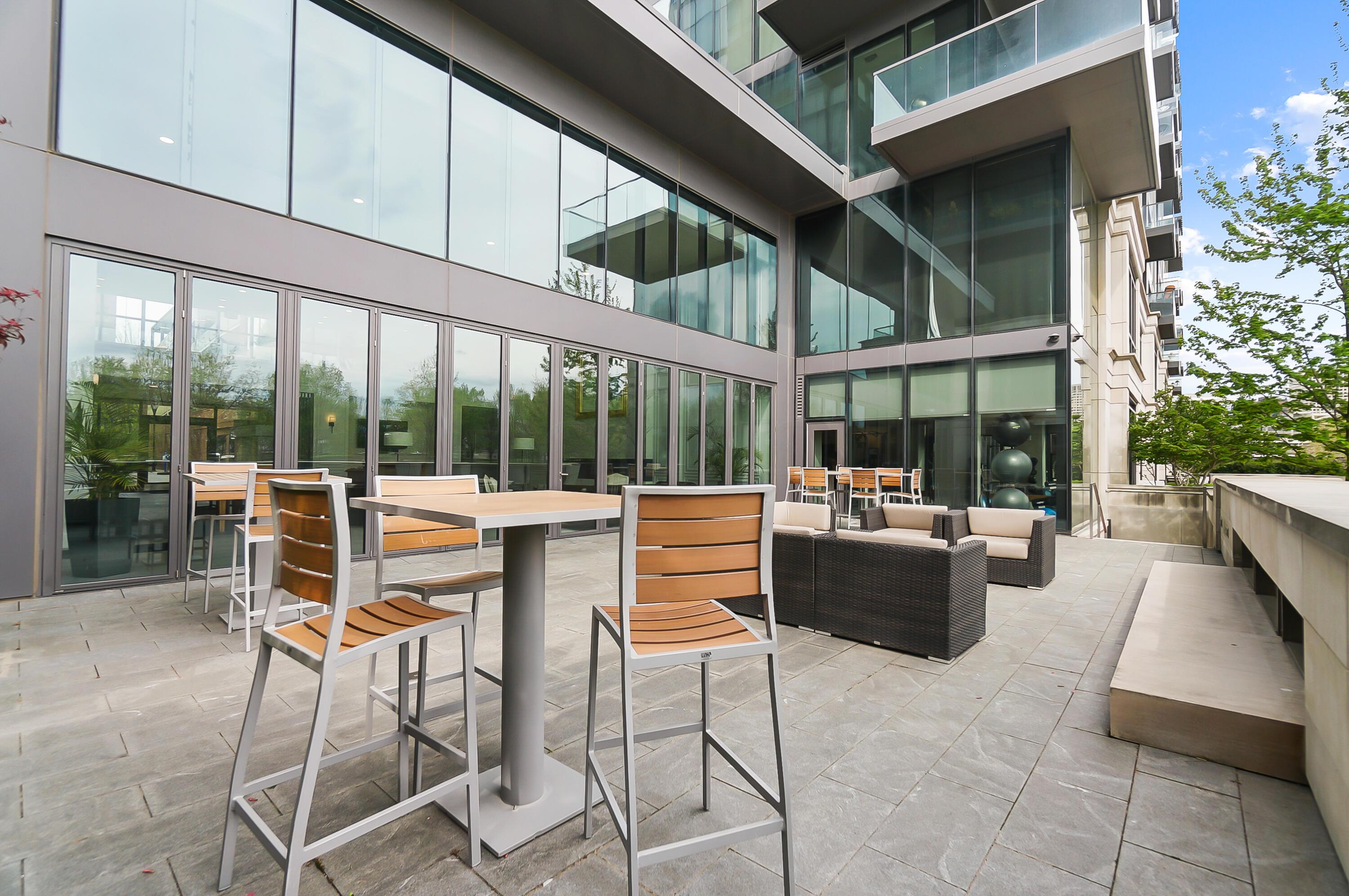250 West Spring Street, Unit 925 Columbus, OH 43215 - Photo 43 of 57 Outdoor Common Area