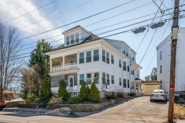 $675,000 | 279 Pine Street, Lewiston, ME 04240