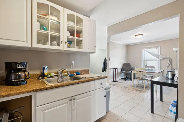 $700,000 | 279 Pine Street, Lewiston, ME 04240