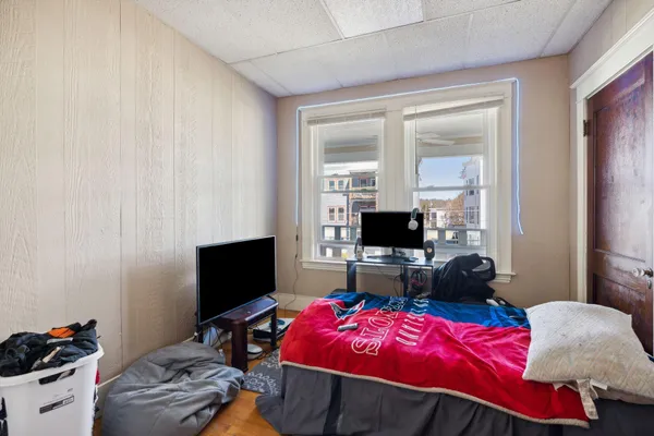 $675,000 | 279 Pine Street, Lewiston, ME 04240