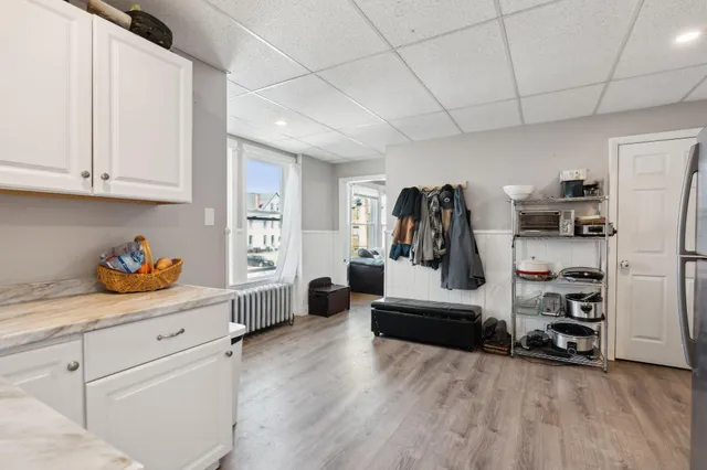 $700,000 | 279 Pine Street, Lewiston, ME 04240