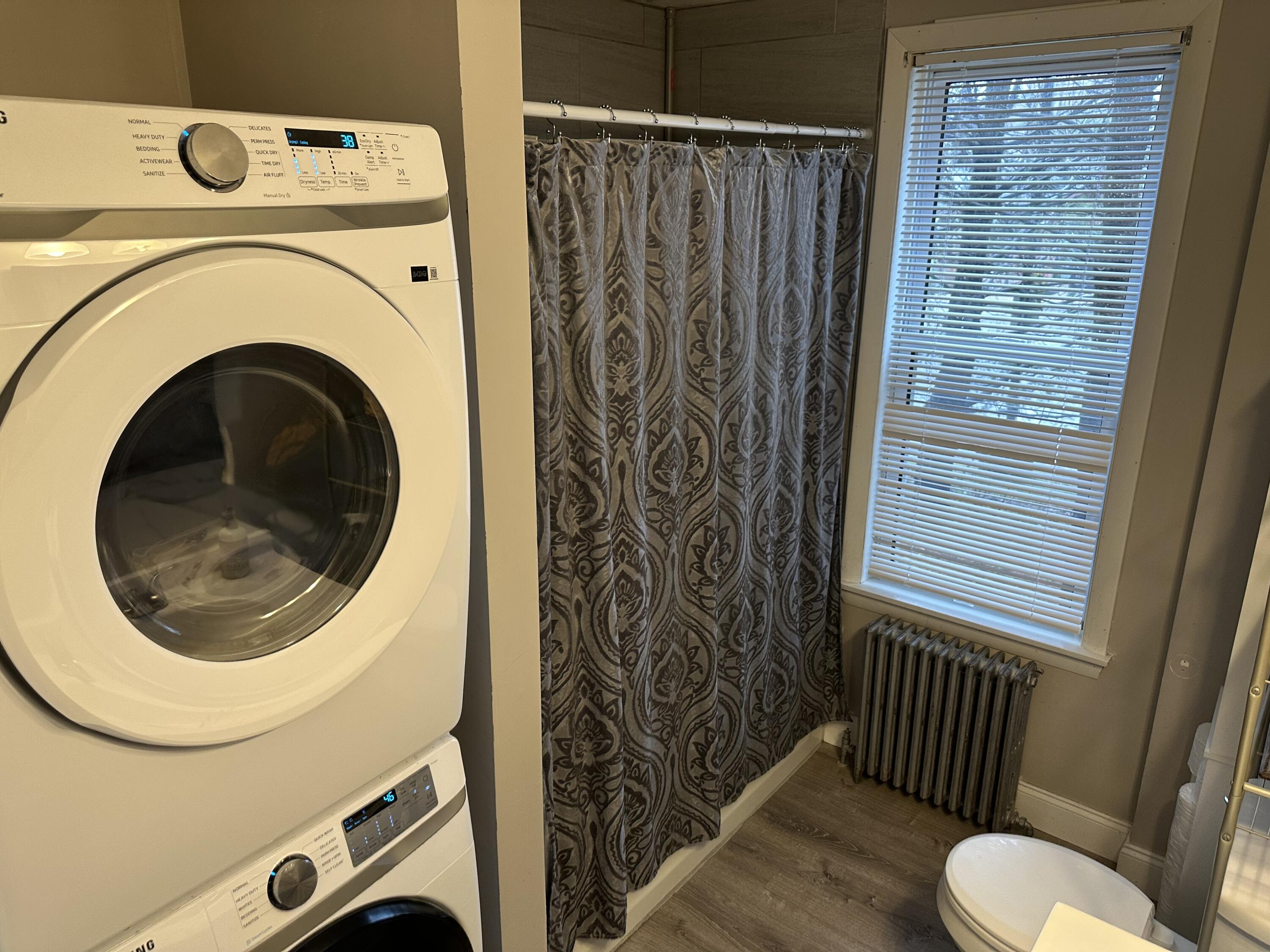 279 Pine Street Lewiston, ME 04240 - Photo 46 of 57 Unit1 Bathroom