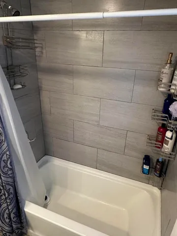 $700,000 | 279 Pine Street, Lewiston, ME 04240