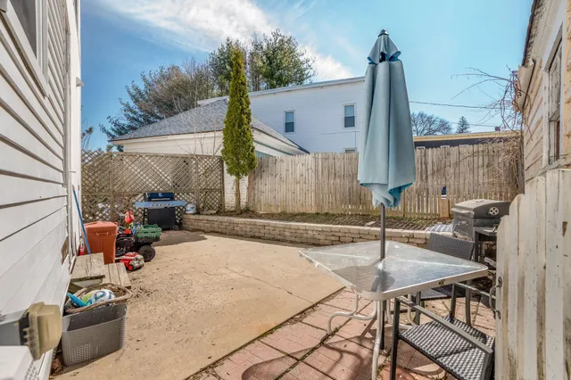 $700,000 | 279 Pine Street, Lewiston, ME 04240