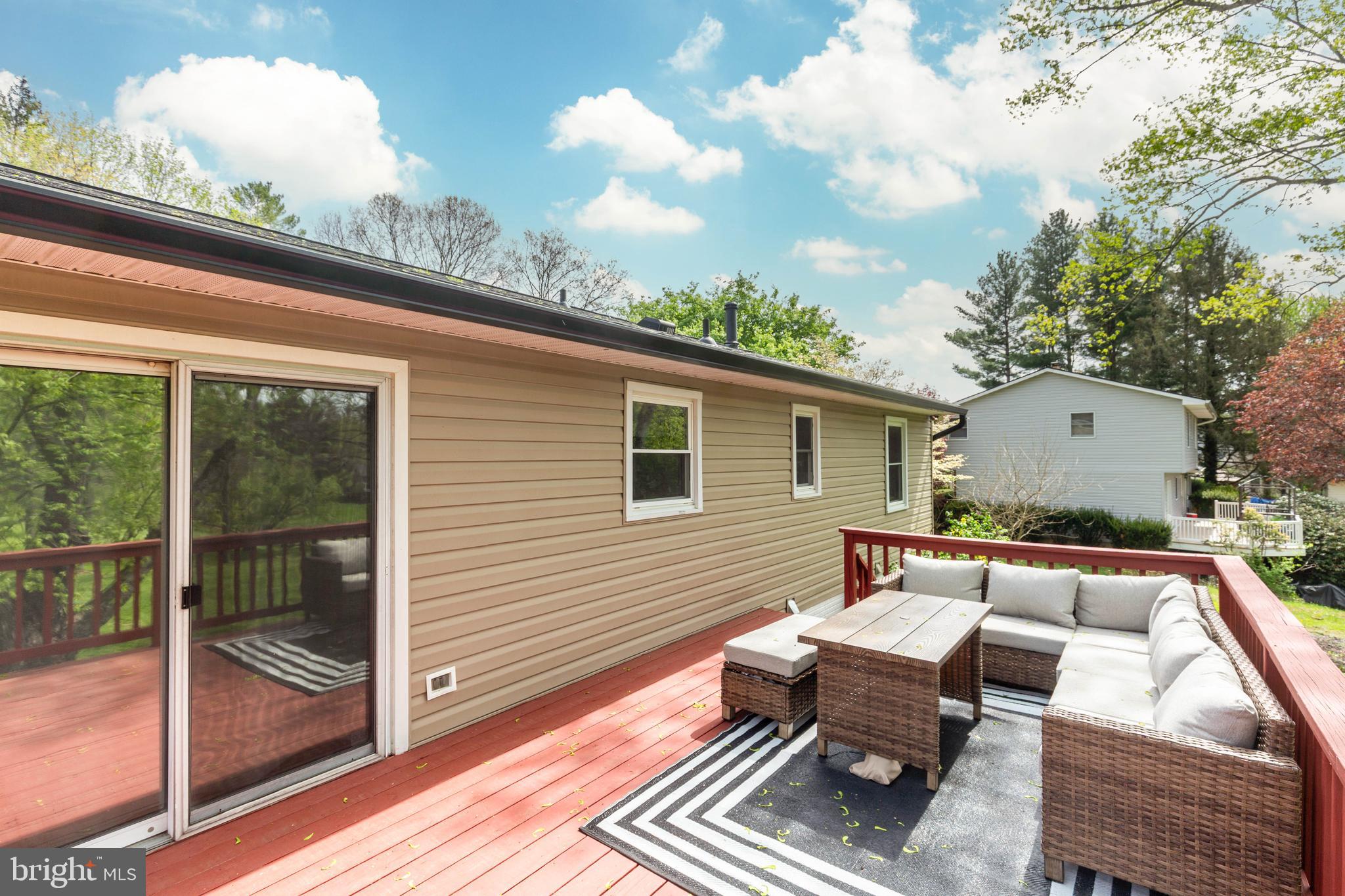 2631 Coon Club Road Westminster, MD 21157 - Photo 11 of 43 Deck