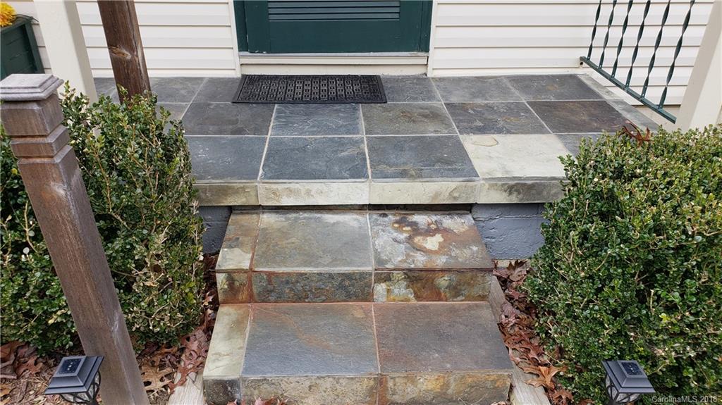 52 Gibson Road Asheville, NC 28804 - Photo 3 of 12 Gallery Image 3
