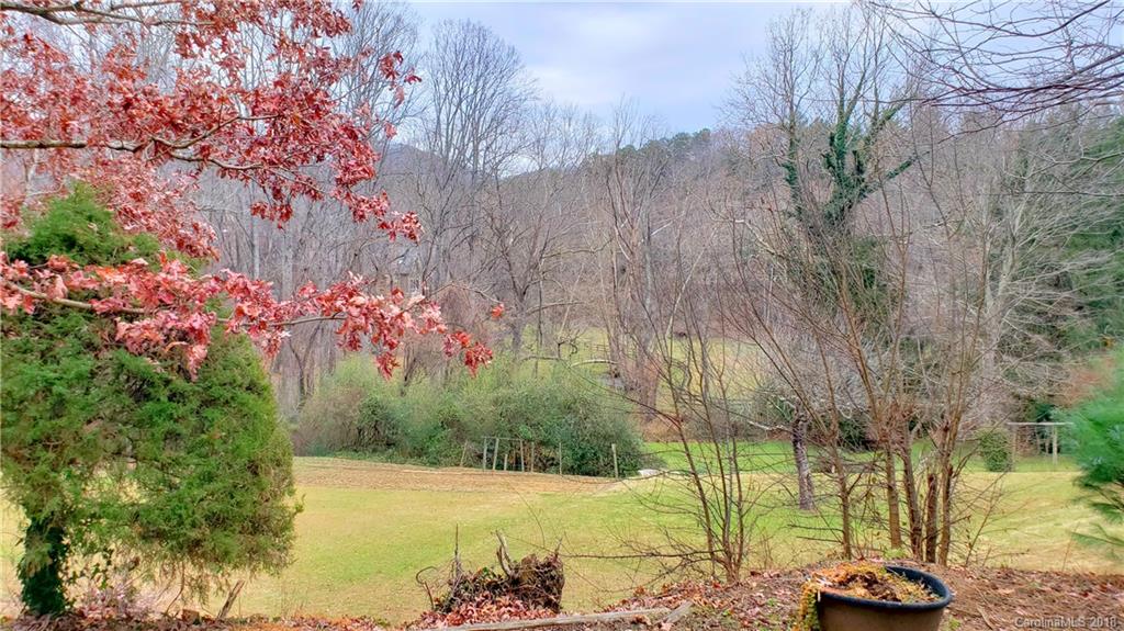 52 Gibson Road Asheville, NC 28804 - Photo 4 of 12 Gallery Image 4