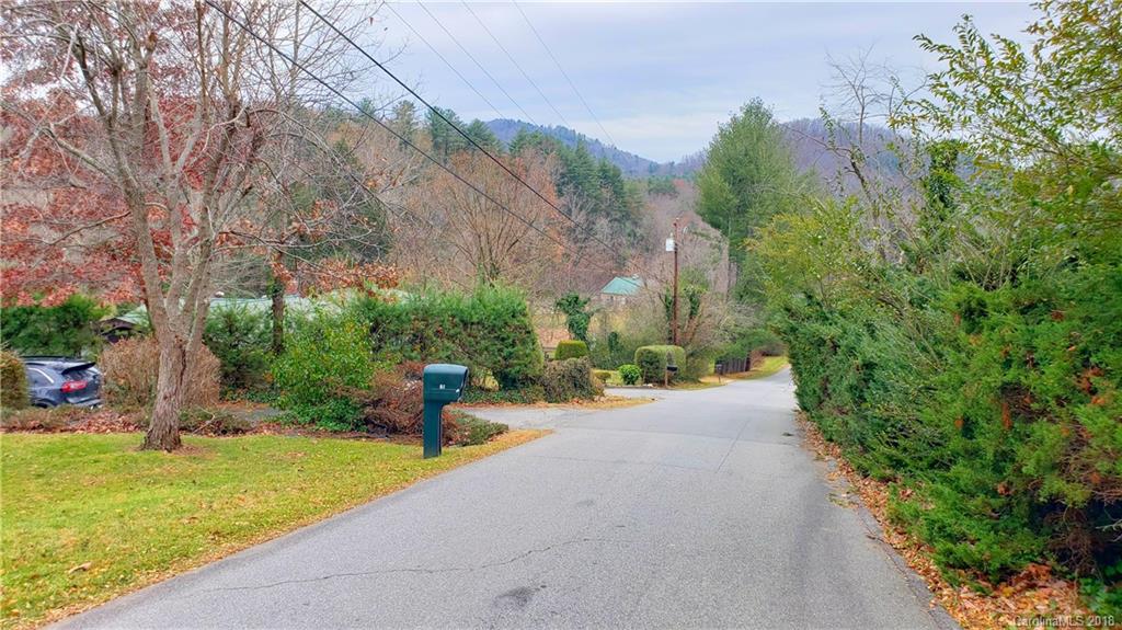 52 Gibson Road Asheville, NC 28804 - Photo 7 of 12 Gallery Image 7