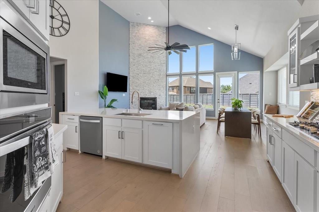 1201 Sea Island Road Aubrey, TX 76227 - Photo 12 of 34
