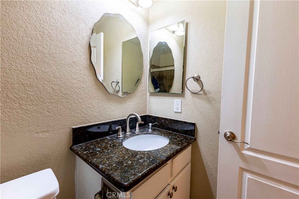 7740 Jack Rabbit Lane Highland, CA 92346 - Photo 23 of 41